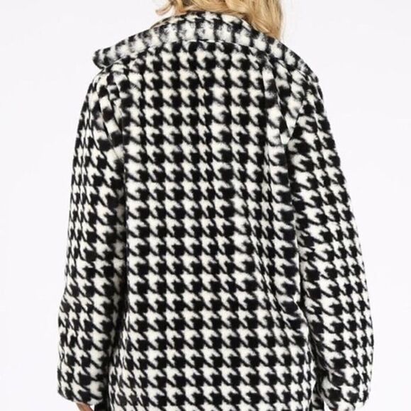 Incredibly Soft Houndstooth Faux Fur Coat - Picture 2 of 5